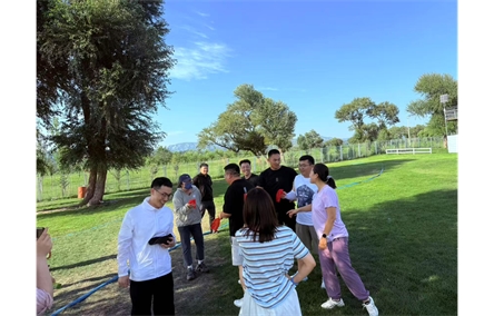 標(biāo)題：戶外游戲
瀏覽次數(shù)：425
發(fā)布時(shí)間：2026-02-12
